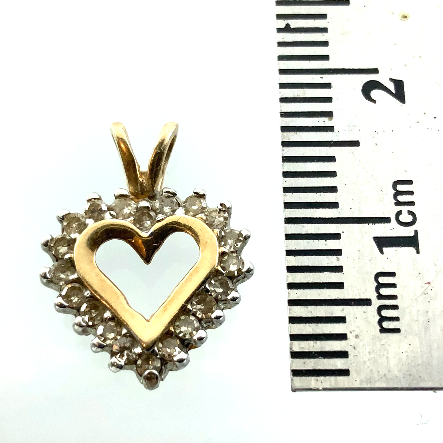 10K Yellow Gold Diamond Heart Pendant Lovely Charm AU015