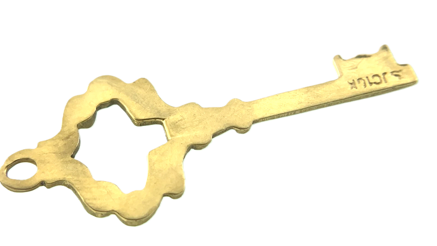 10K Yellow Gold Key Pendant Key To My Heart Charm AU044
