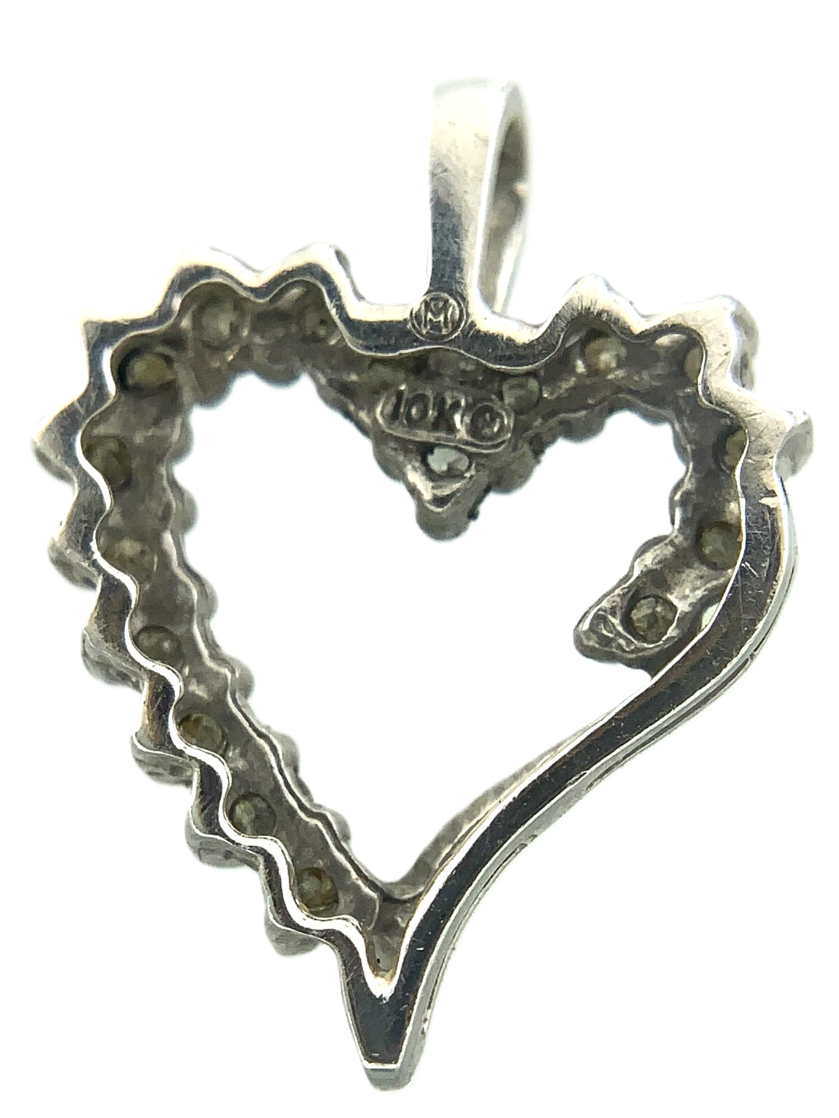 10K White Gold Heart Pendant Symbol of Love Charm AU082