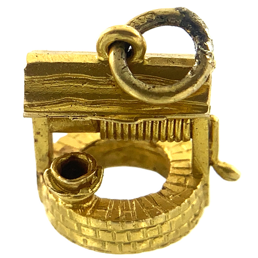 9K Yellow Gold Wishing Well Pendant Charm Tested AU092