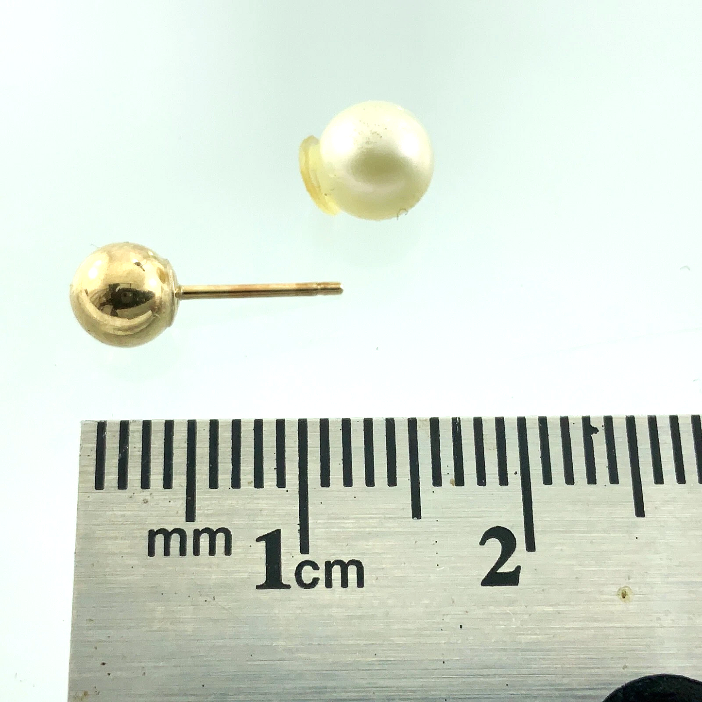 10K Gold Fresh Water Pearl Reversible Stud Earrings Made in Canada AU099