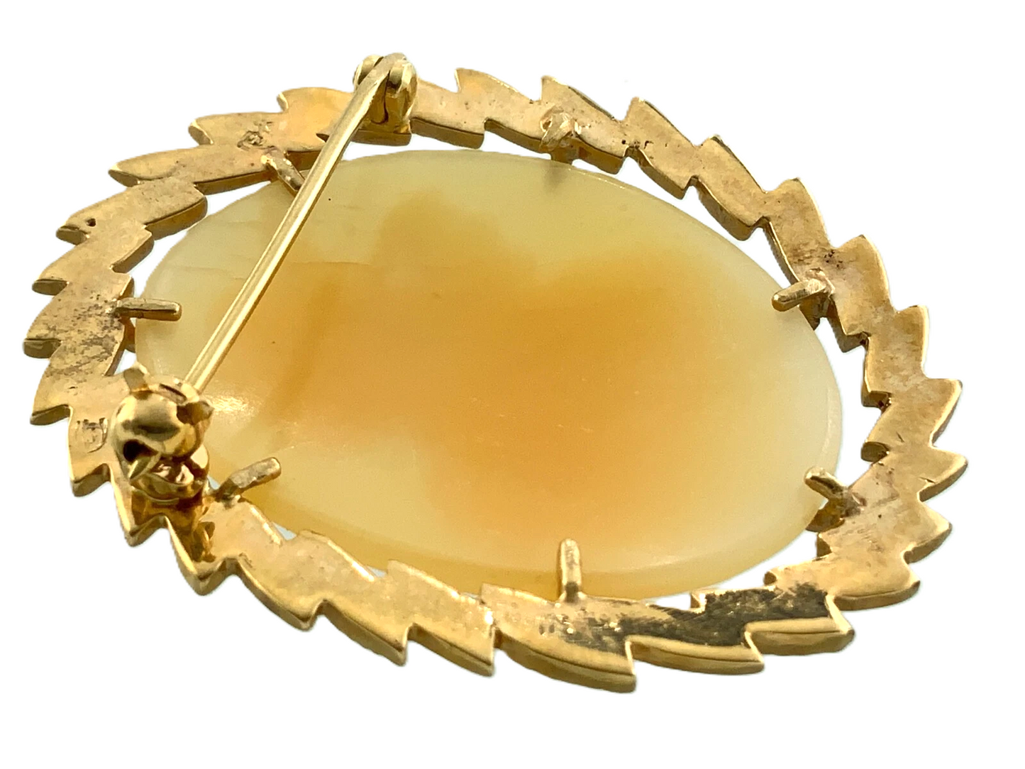 Antique Cameo Brooch 10K Yellow Gold Leaf Border Beautiful Angels AU103