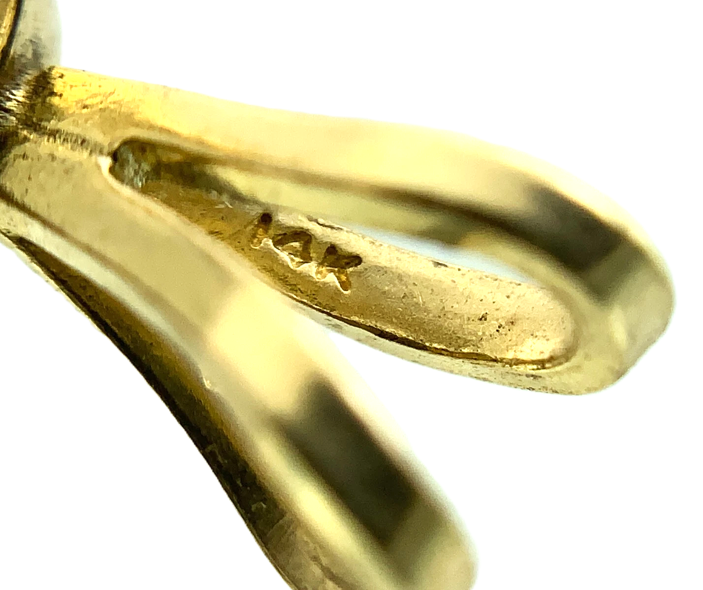 14K Yellow Gold Solitaire Necklace Pendant Rabbit Ear NOT DIAMOND AU146