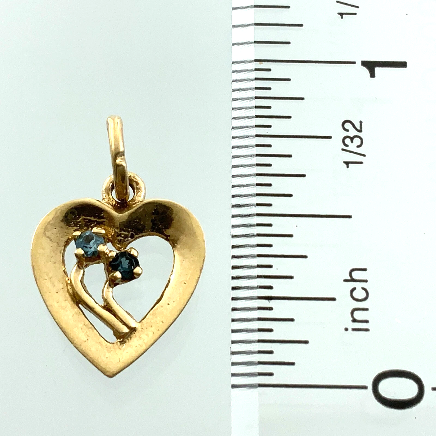 10K Yellow Gold Heart With 2 Gemstones Pendant 10K 7E AU157