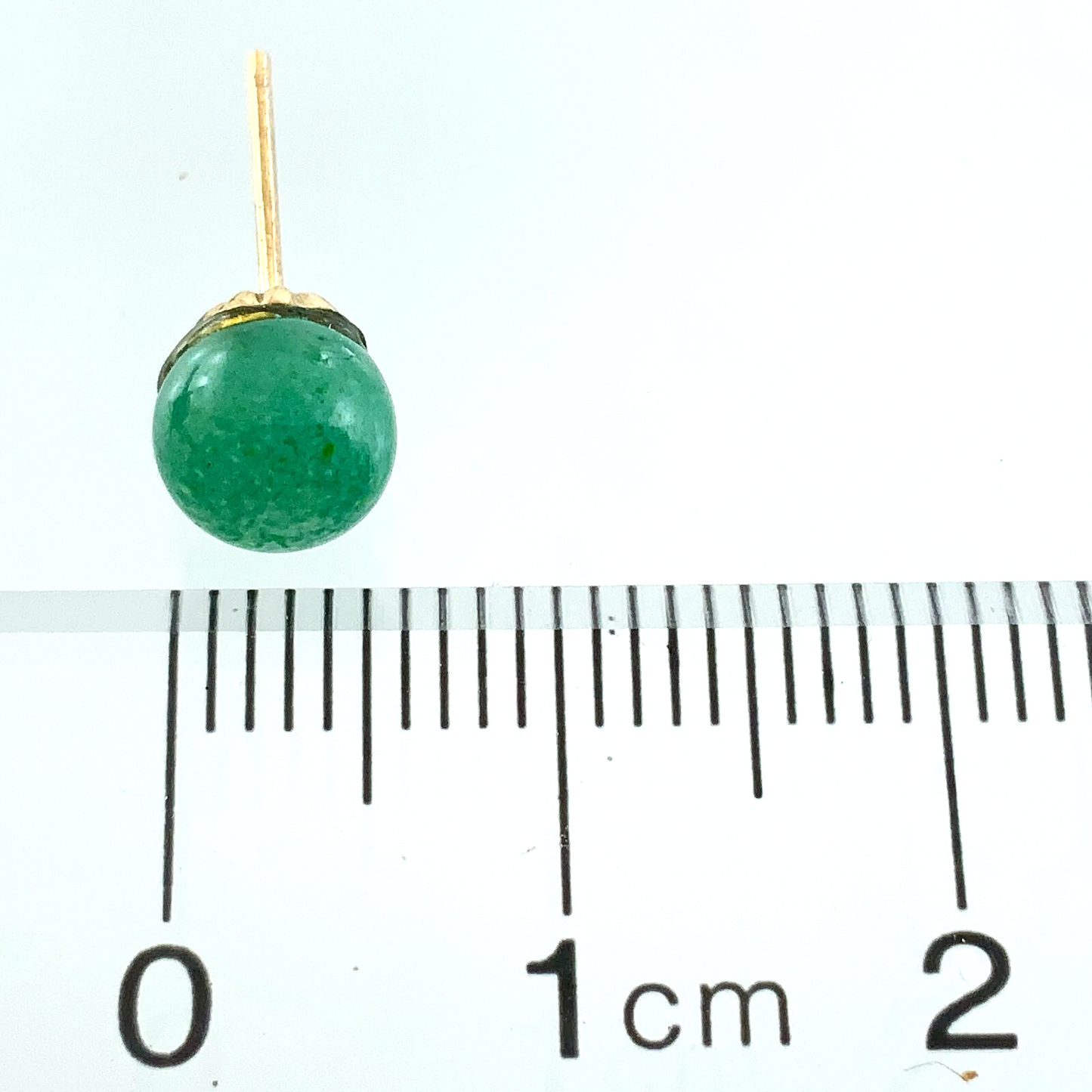 10K Yellow Gold Dainty Green Jade Earrings Round Stud AU168