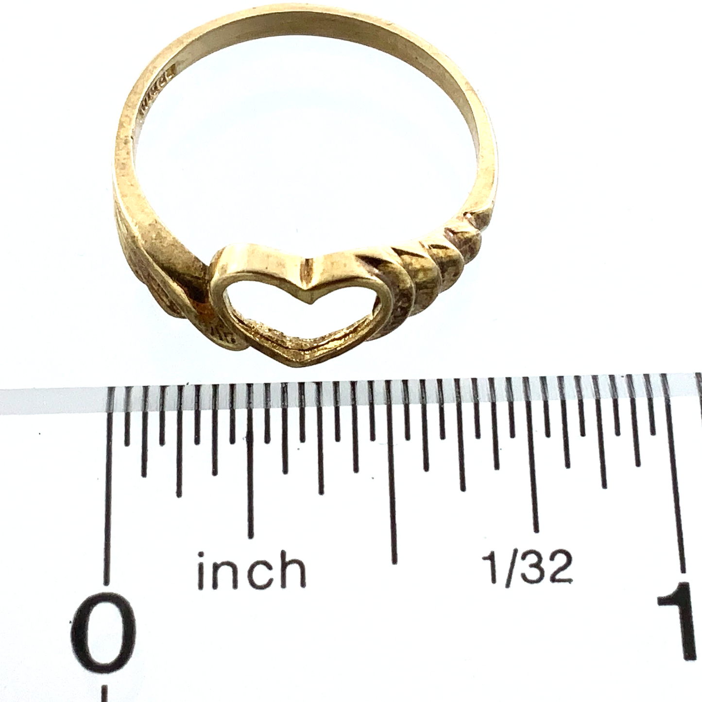 10K Yellow Gold Open Heart Ring Band Size Loose 5.5 AU174
