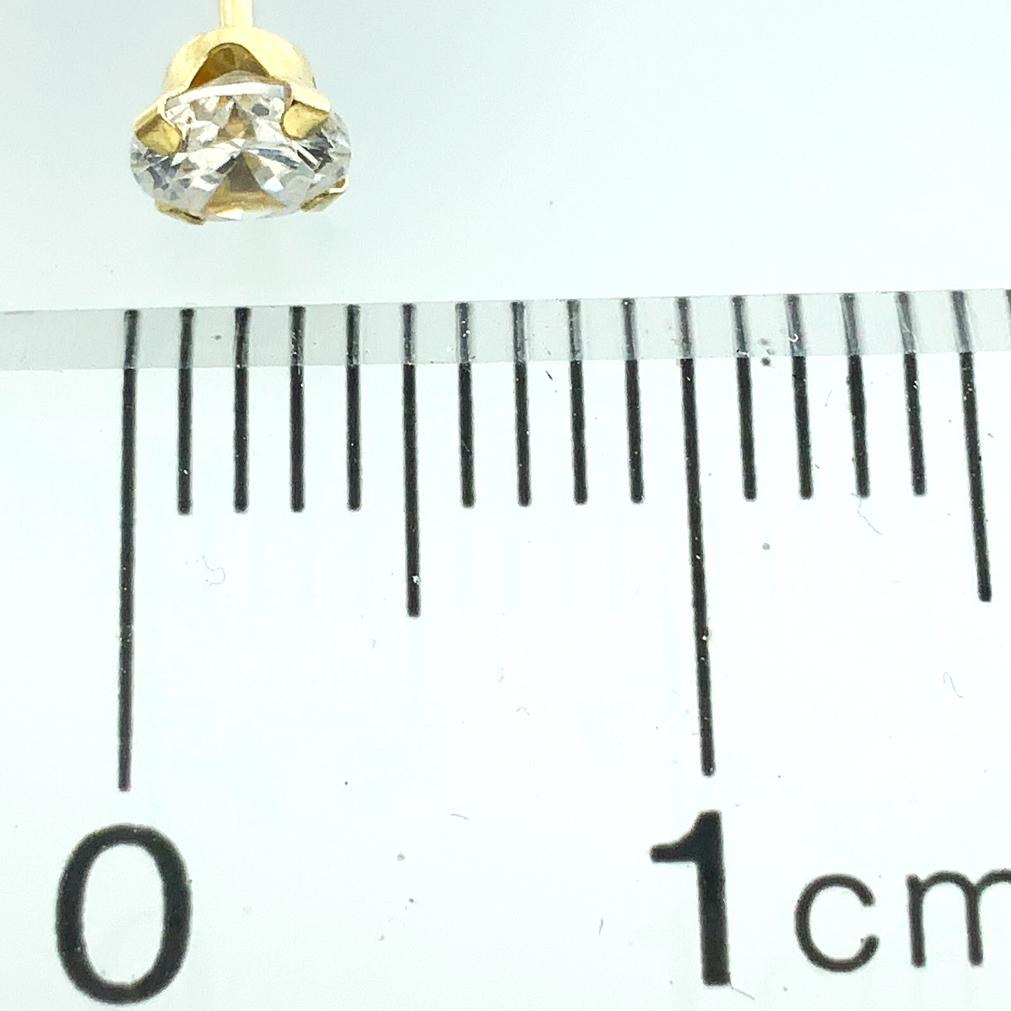 14K Yellow Gold Cubic Zirconia Stud Earrings Canada AU189