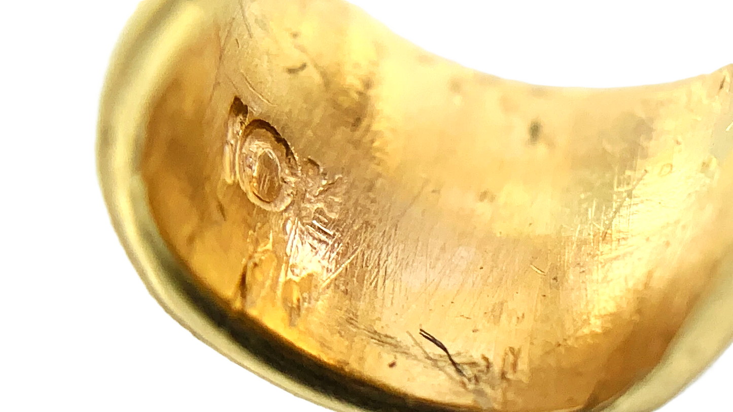 10K Yellow Gold Cameo Pendant Shell Carved Beautiful Woman Portrait AU190