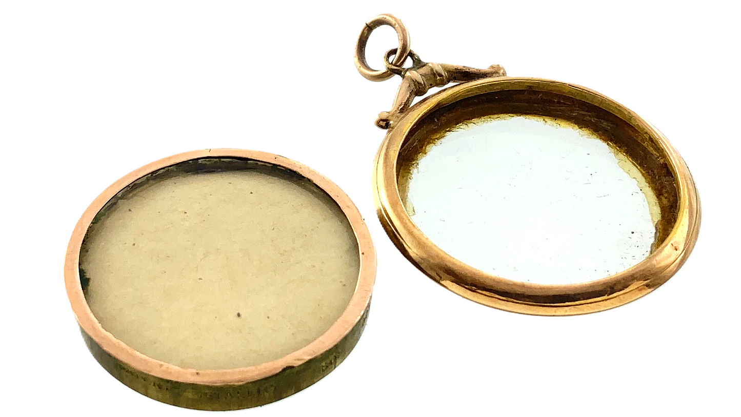 Antique 2 Sided Portrait Locket 9K Yellow Gold Pendant AU207
