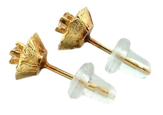 10K Yellow Gold Flower Pedal Stud Earrings AU217