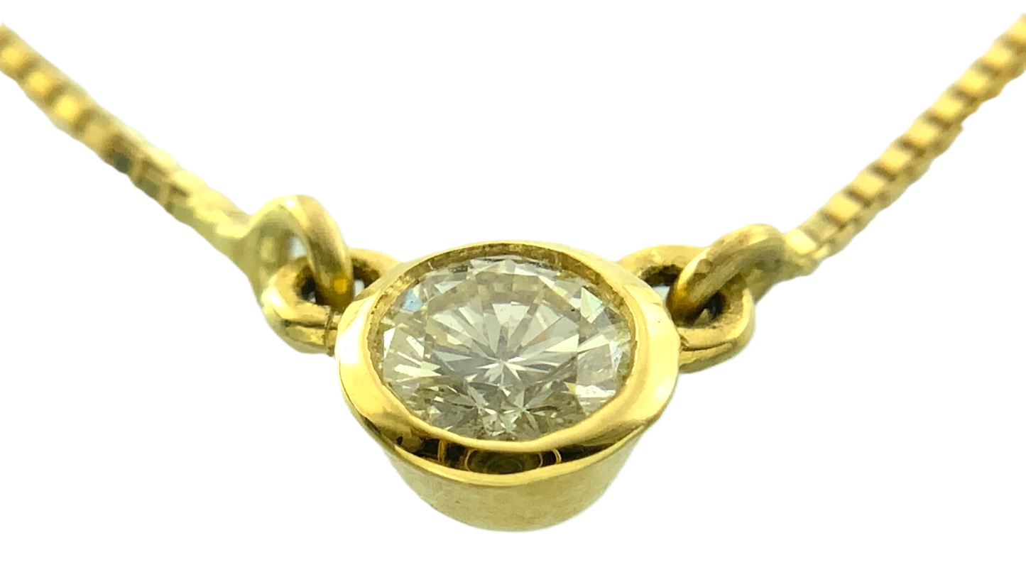 18K Yellow Gold Bezel Set Solitaire Box Chain Necklace 17.5 in x 1 mm AU223