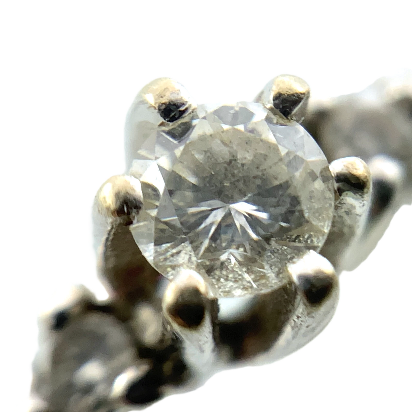 10K White Gold Diamond Engagement Ring Size: 7.25 AU243