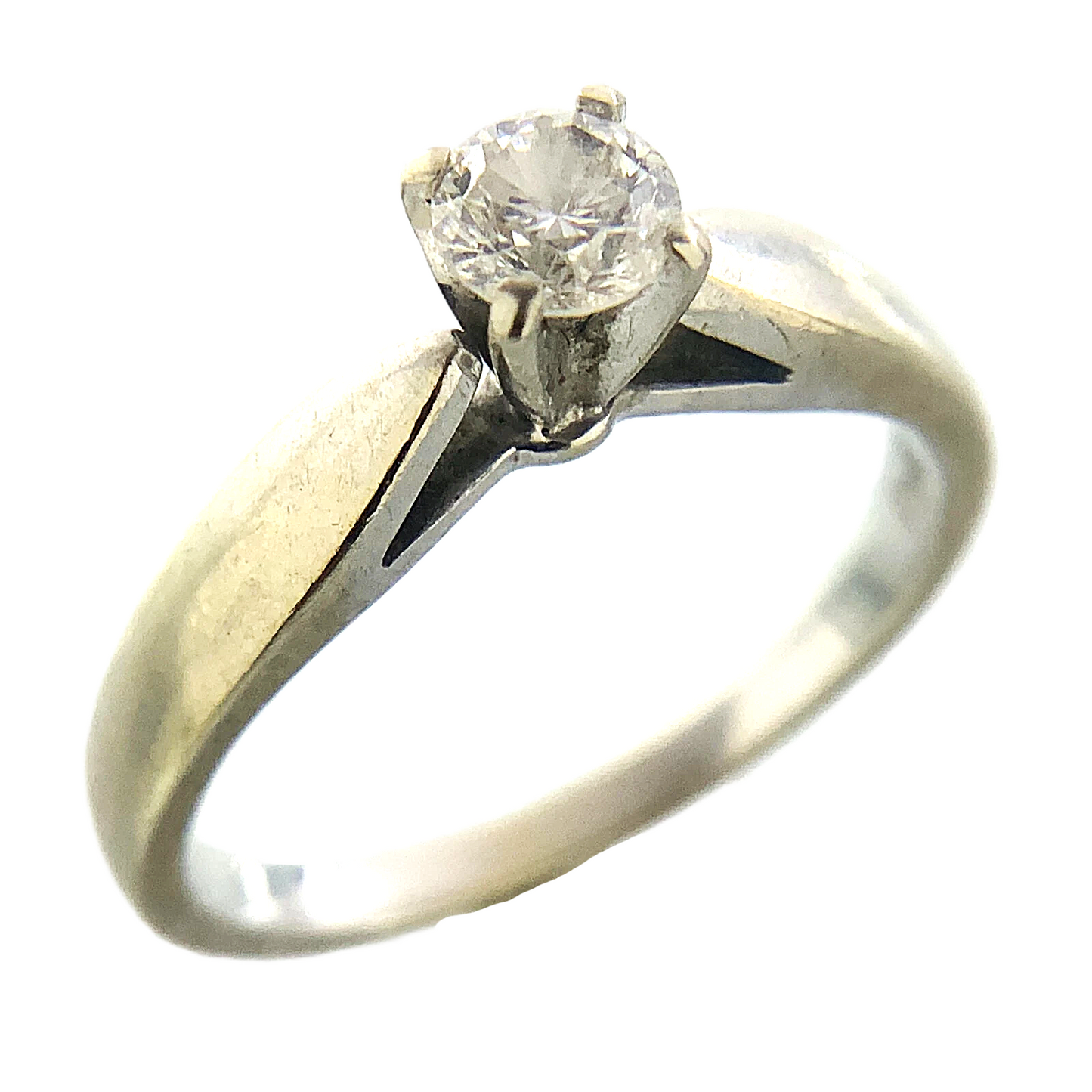 14K White Gold Diamond Engagement Ring Size: 6.75 AU244