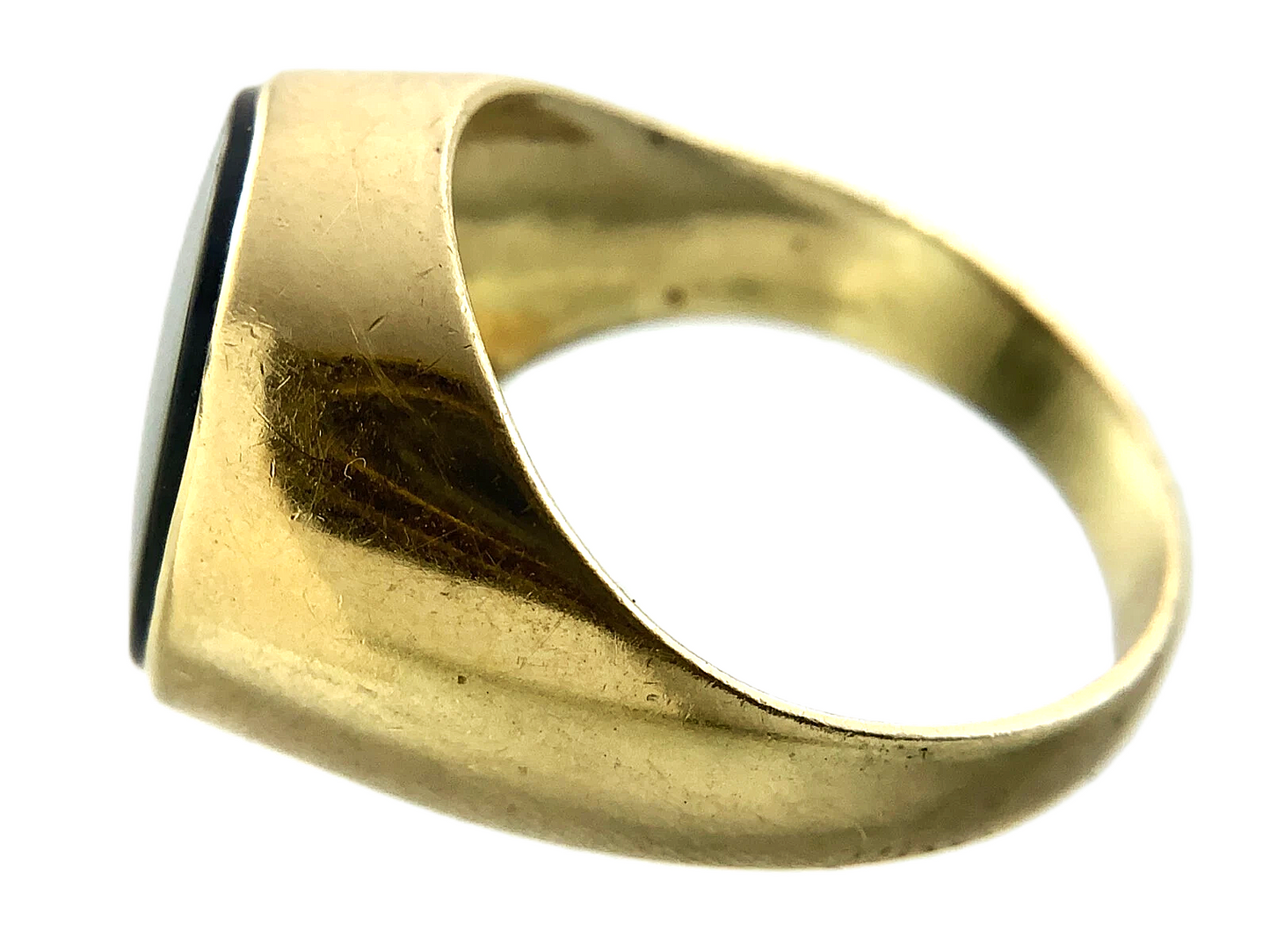 10K Yellow Gold Black Onyx Signet Ring Size: 7.5 AU250