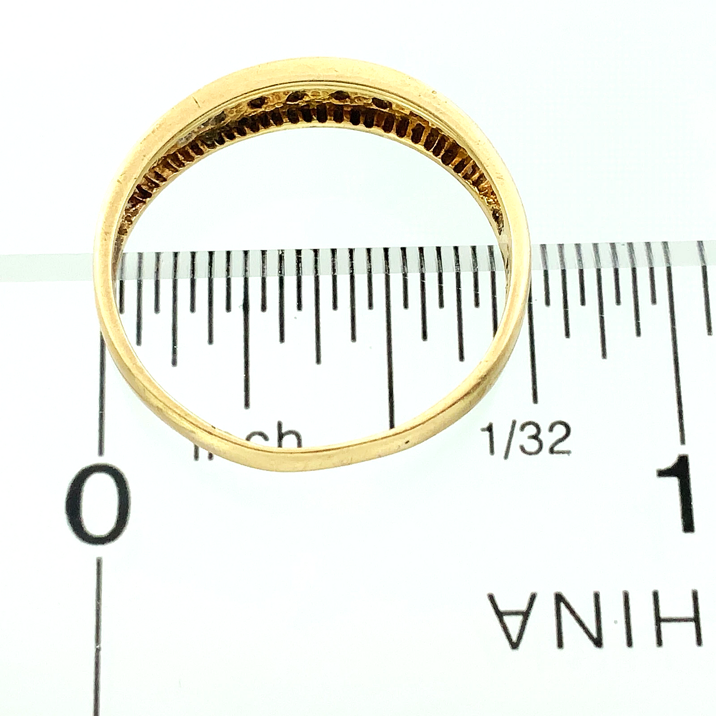 10K Yellow Gold Diamond Band Ring Size 6.75 AU253