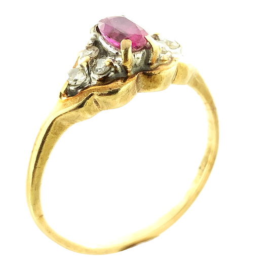 10K Yellow Gold Ruby and Diamond Ring Size 5.5 AU254