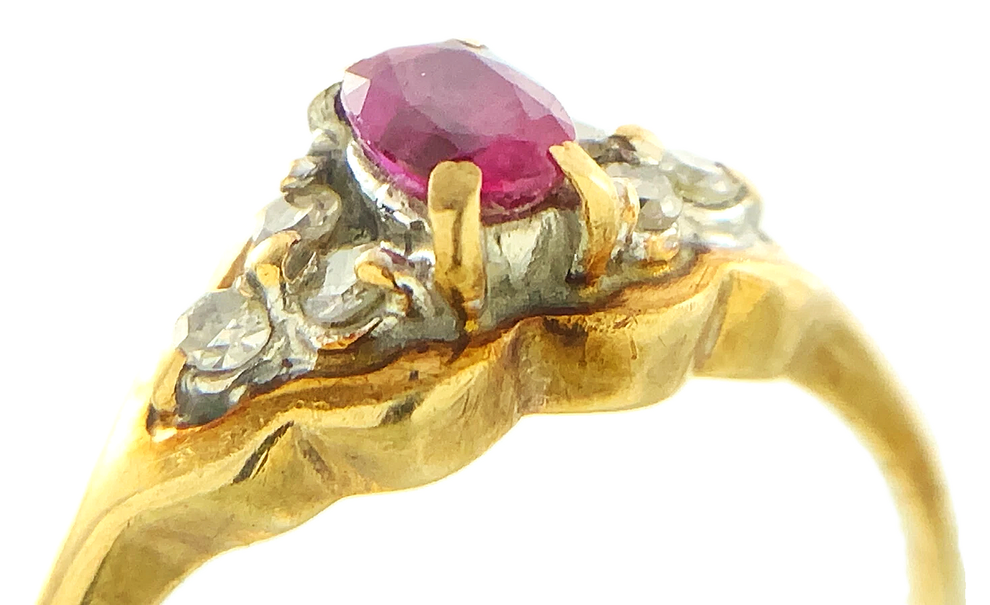 10K Yellow Gold Ruby and Diamond Ring Size 5.5 AU254