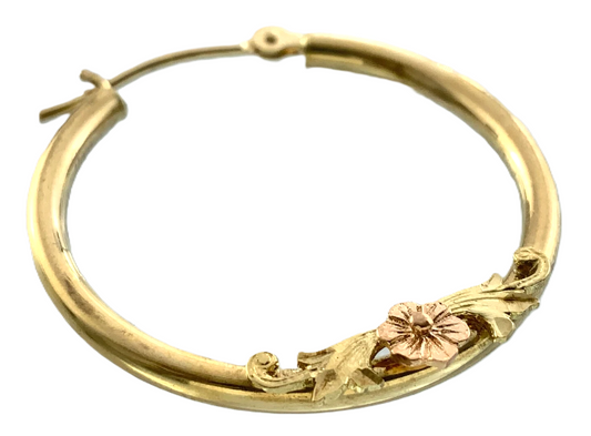 10K Yellow Gold Hoop Earrings With Elegant Floral Decor AU300