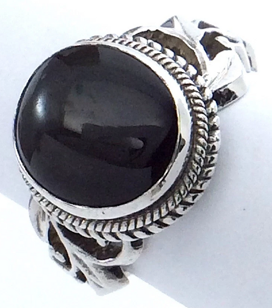 Vintage Women Ladies Size 6.25 US Black Onyx Round Stone Sterling Silver Not Marked Ring G677