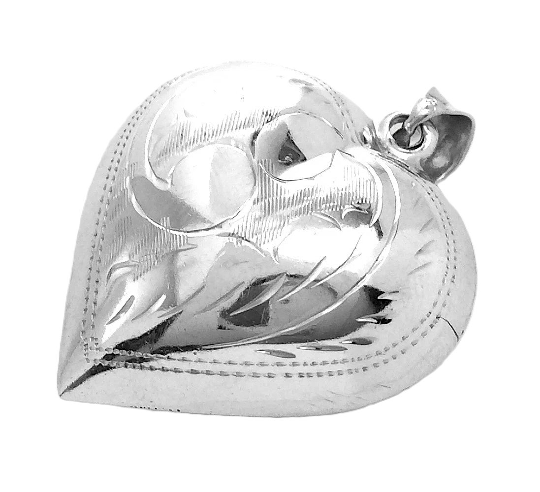 Womens Vintage Sterling Silver Hollow Heart Necklace Pendant 1.25 in 5.6g H255