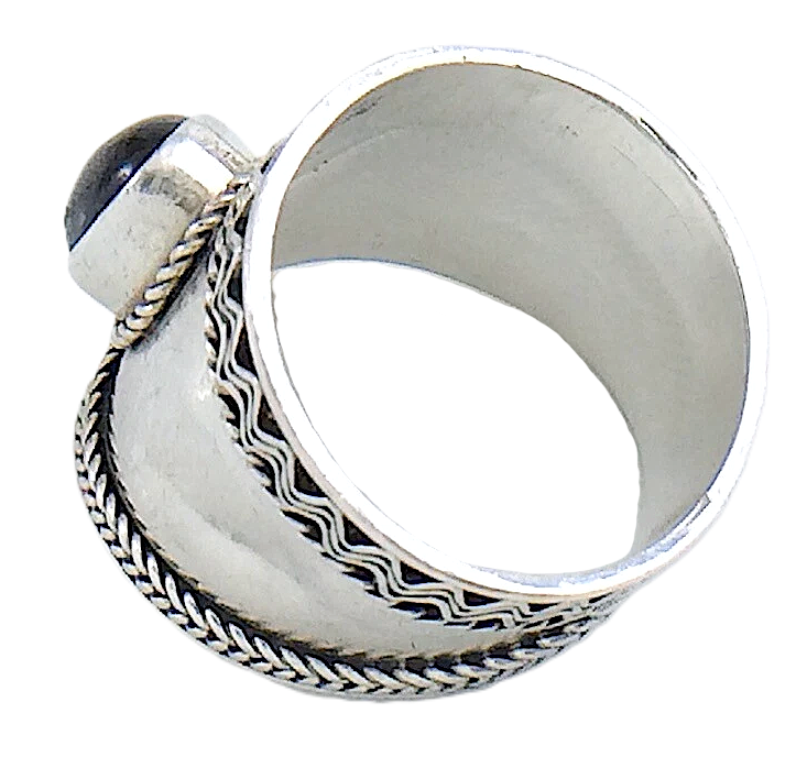 Womans Ladies Vintage Deep Purple Stone Sterling Silver Size 6 US Ring 4g I987