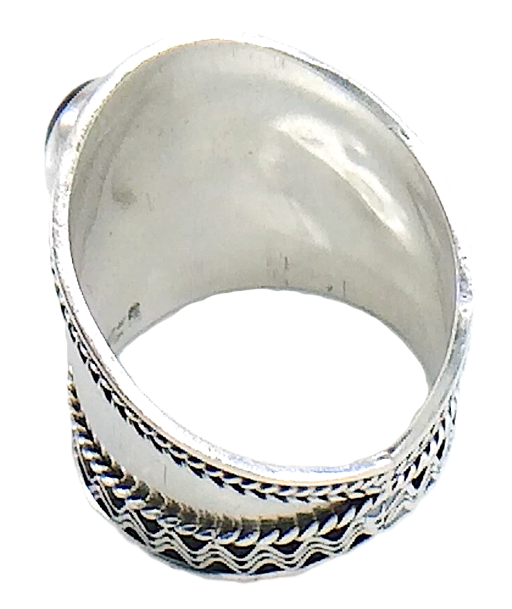 Womans Ladies Vintage Deep Purple Stone Sterling Silver Size 6 US Ring 4g I987