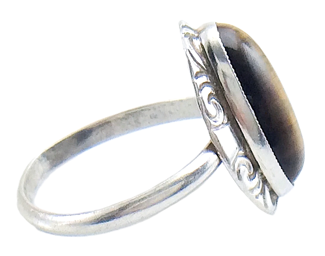 Womans Ladies Vintage Southwestern Oval Cabochon Stone Sterling Silver Size 8 US Ring 2.9g I988