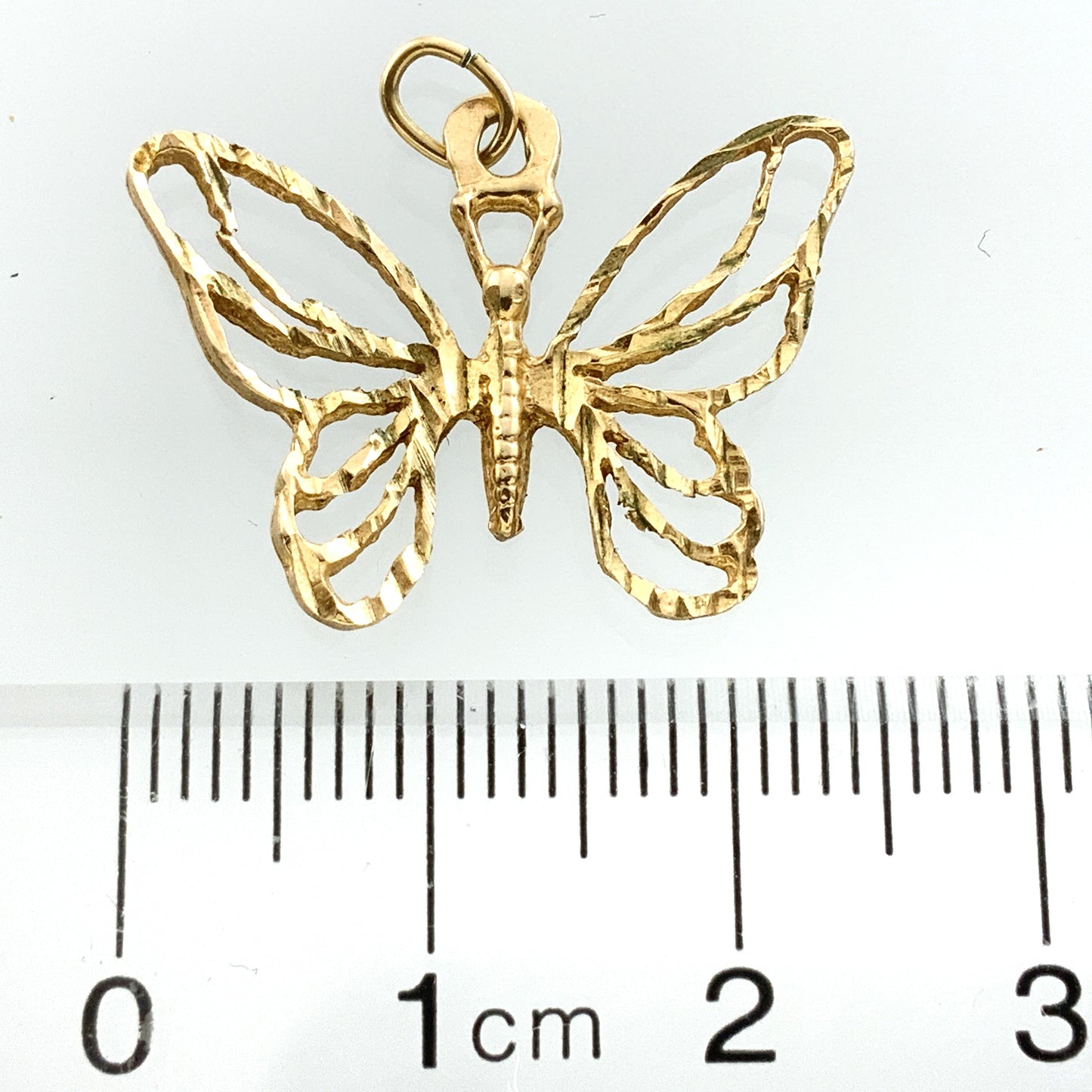 10K Yellow Gold  Butterfly Pendant Charm With Openwork Design AU328