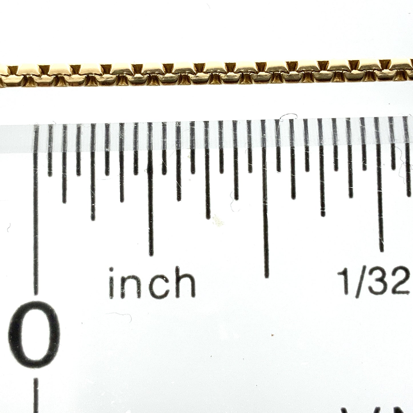 10K Yellow Gold Box Link 19.5 in x 1 mm Chain Necklace AU330