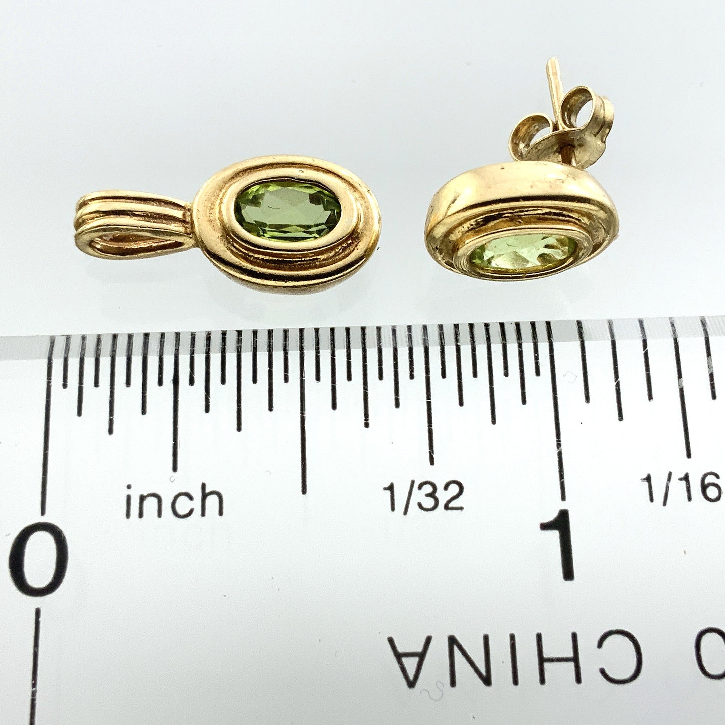 10K Yellow Gold  Peridot Gemstones Pendant Charm and Stud Earrings AU336