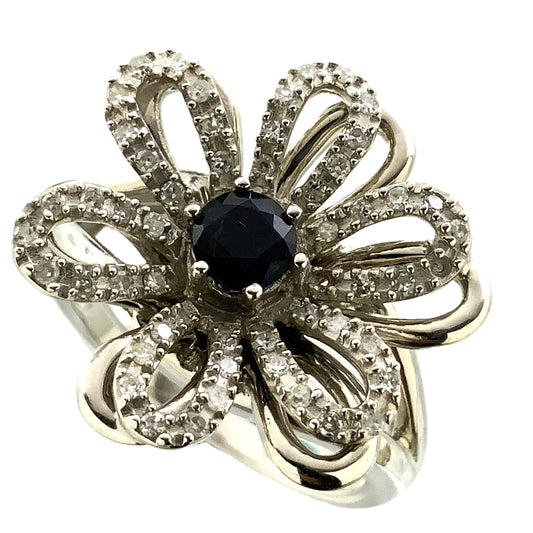 14K White Gold Floral or Snowflake Design Cluster Size 6.25 Ring AU381