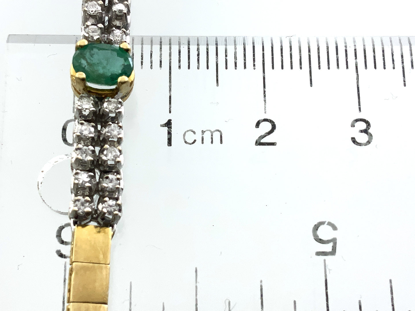 18K White Gold Oval Emerald 7.25in x 3.52mm Tennis Bracelet AU394