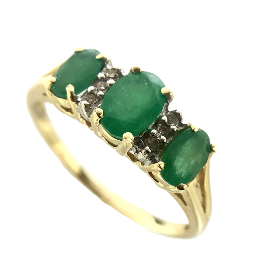 14K Yellow Gold Trilogy 3 Green Oval Emeralds and 6 Accent Diamonds .06 Total Carats Size 6.75 Ring AU403