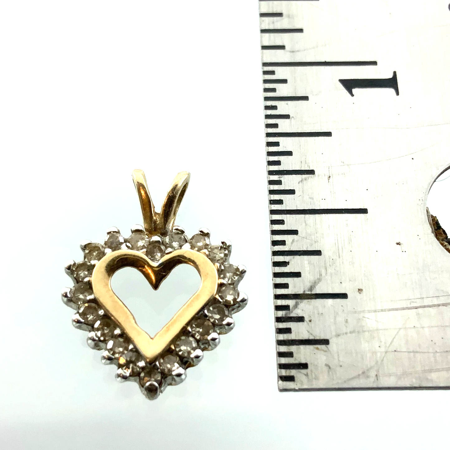 10K Yellow Gold Diamond Heart Pendant Lovely Charm AU015
