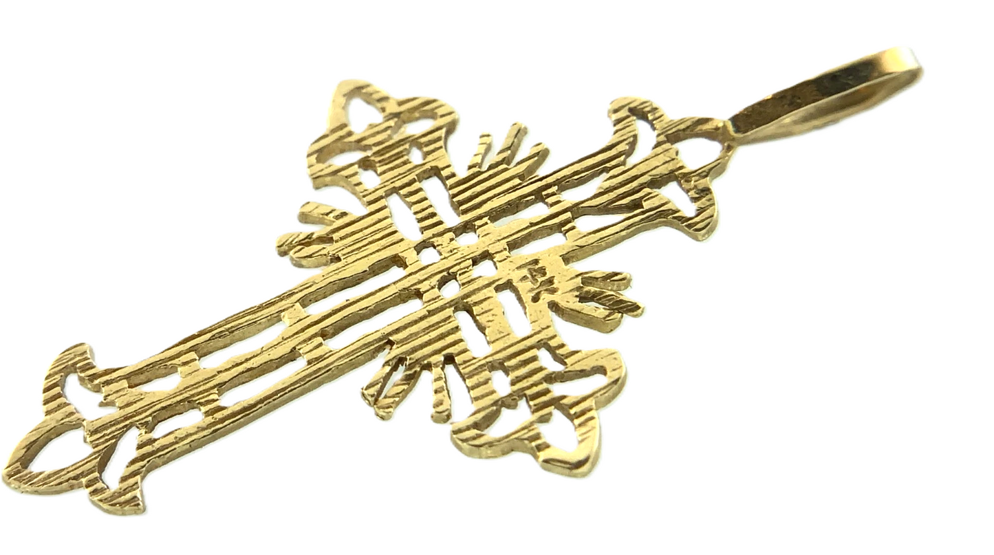 Lovely Ornate Cross Pendant 14K Yellow Gold Delicate Religious Charm AU021