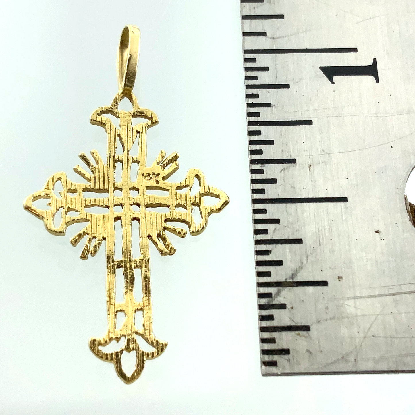 Lovely Ornate Cross Pendant 14K Yellow Gold Delicate Religious Charm AU021