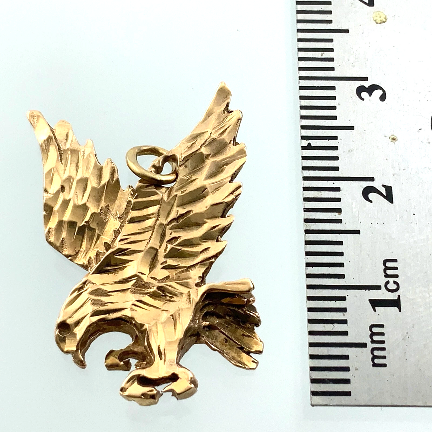10K Yellow Gold Flying Eagle Pendant Charm AU030