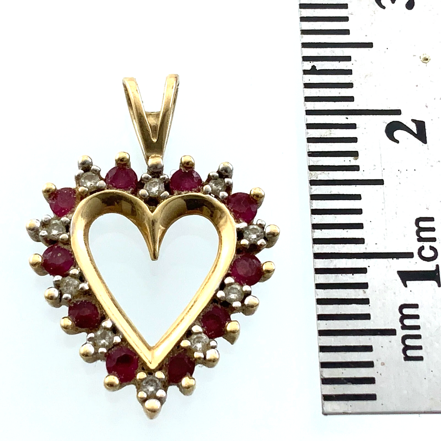 Beautiful 10K Yellow Gold Heart Pendant Ruby Style Stones Charm AU052