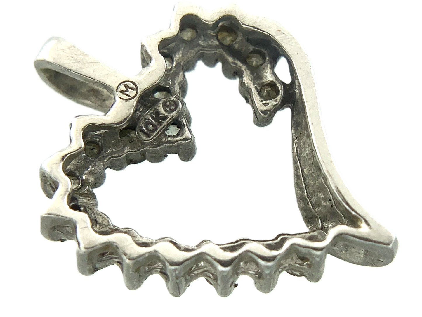 10K White Gold Heart Pendant Symbol of Love Charm AU082