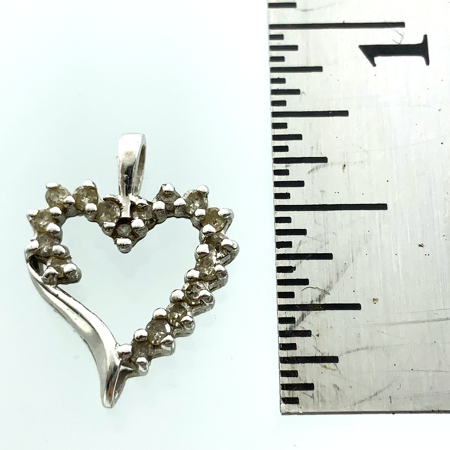 10K White Gold Heart Pendant Symbol of Love Charm AU082
