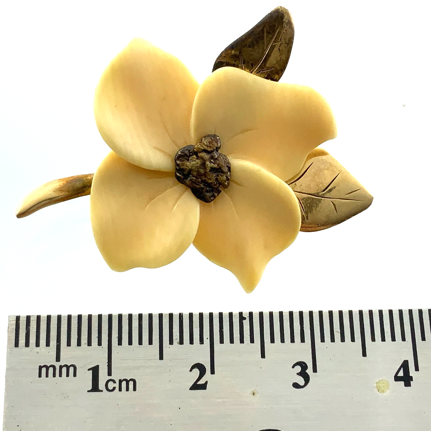 Vintage Magnolia Flower Brooch 10K Yellow Gold Tested AU101