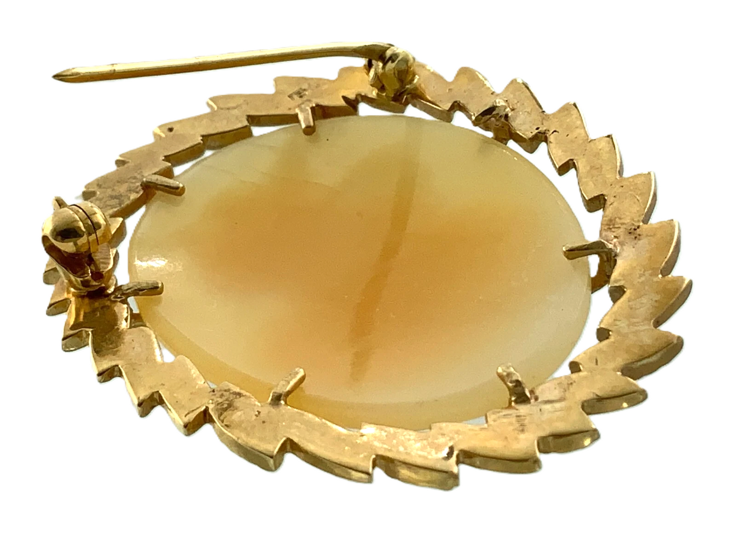 Antique Cameo Brooch 10K Yellow Gold Leaf Border Beautiful Angels AU103