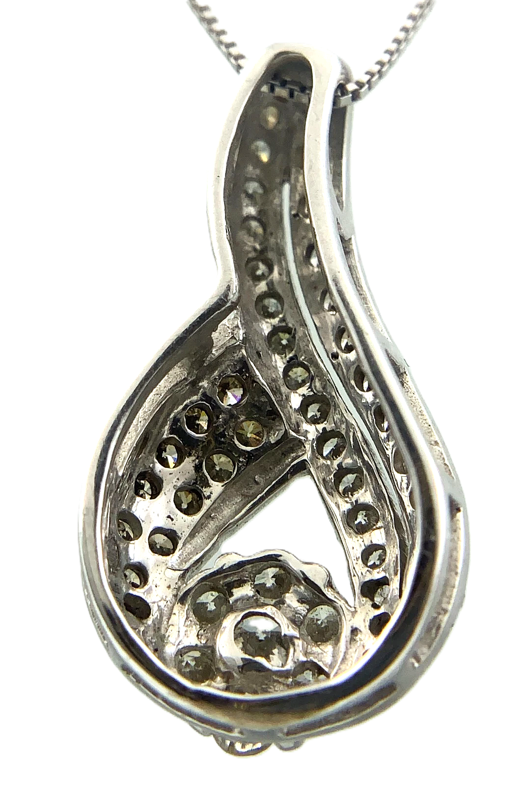 Beautiful 10K White Gold Diamond Pendant Twist Loop Box Chain Necklace AU107