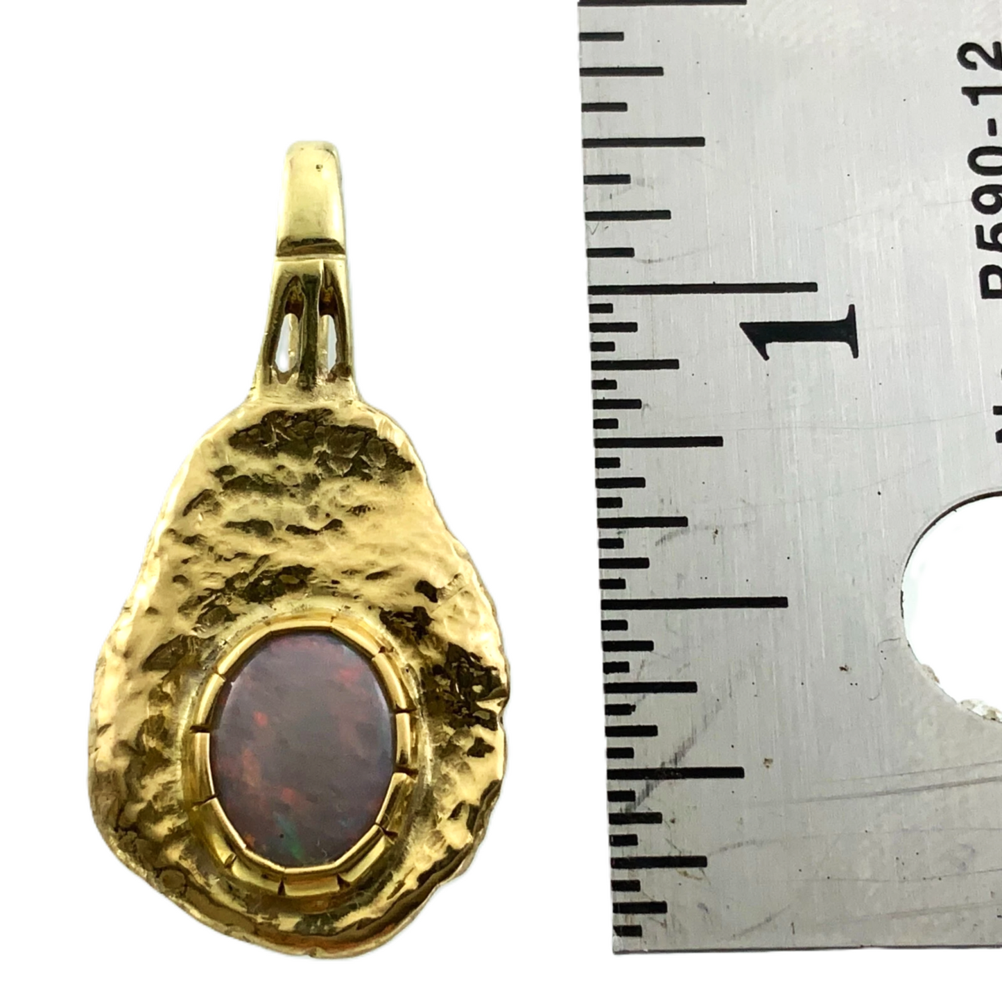 10K Yellow Gold Opal Pendant Beautiful October Birth Stone AU109