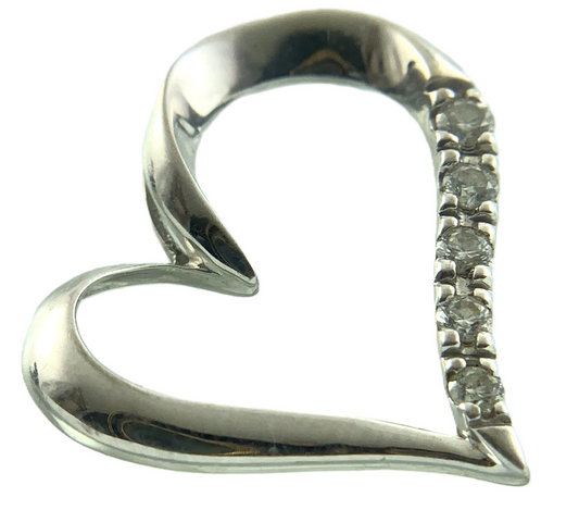 10K White Gold Diamond Heart Pendant Elegant Charm AU127