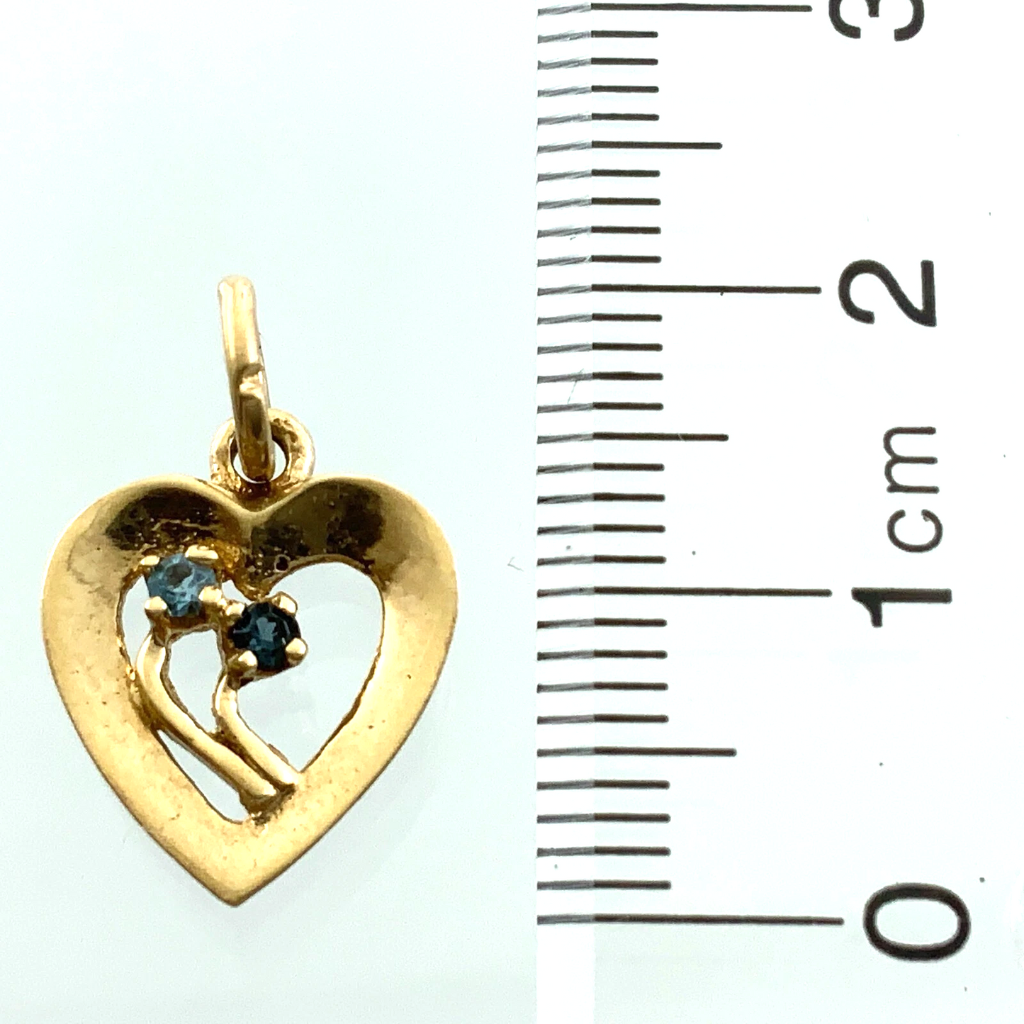 10K Yellow Gold Heart With 2 Gemstones Pendant 10K 7E AU157