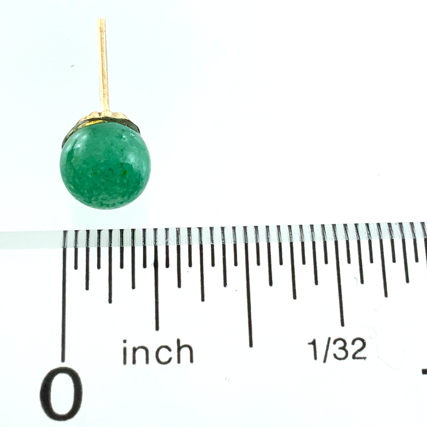10K Yellow Gold Dainty Green Jade Earrings Round Stud AU168