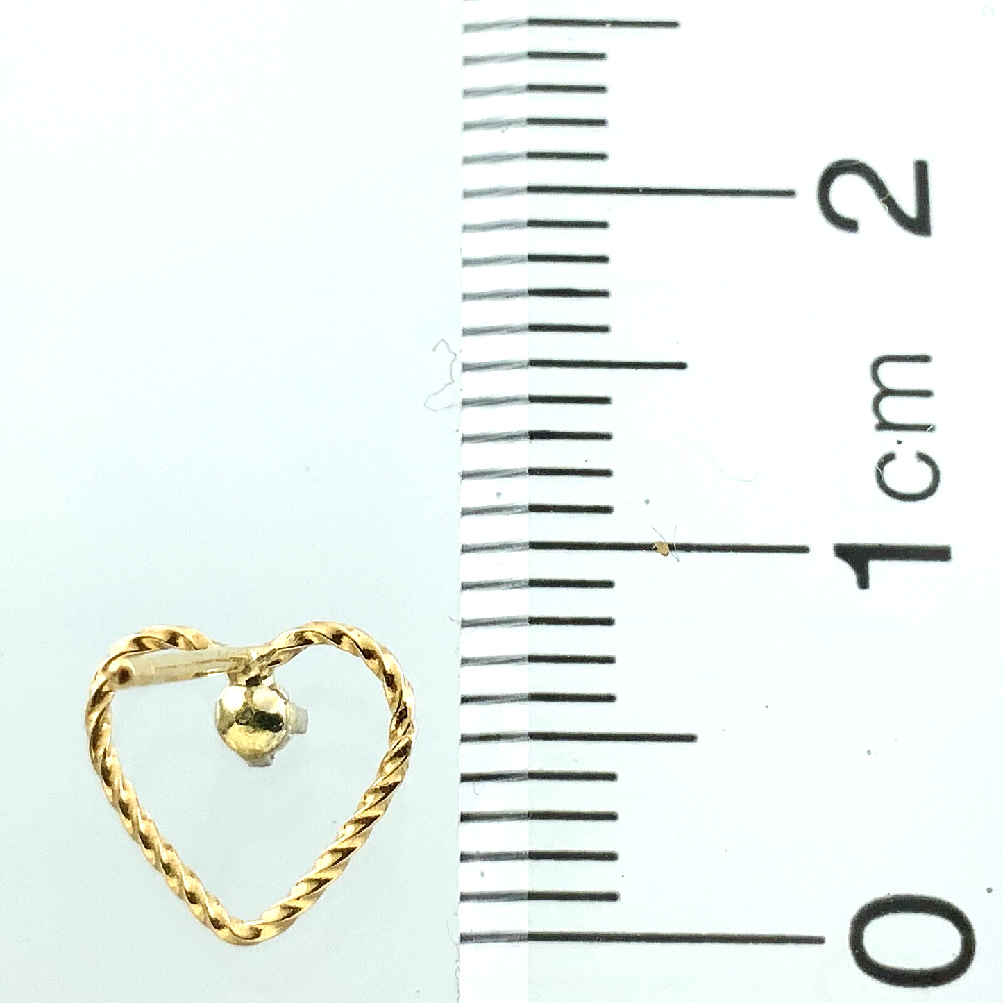 10K Yellow Gold Beautiful Heart Stud Earrings AU177