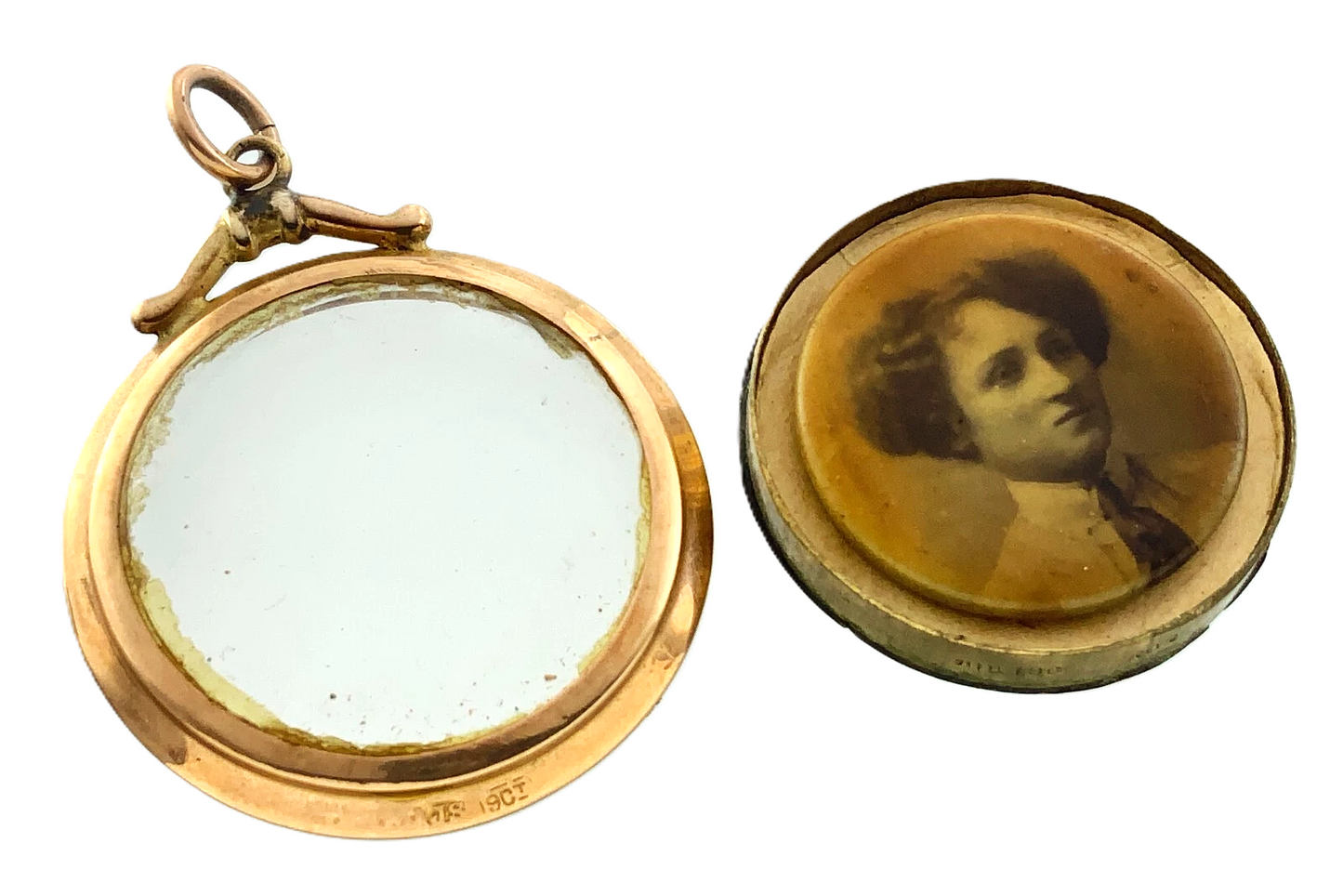 Antique 2 Sided Portrait Locket 9K Yellow Gold Pendant AU207