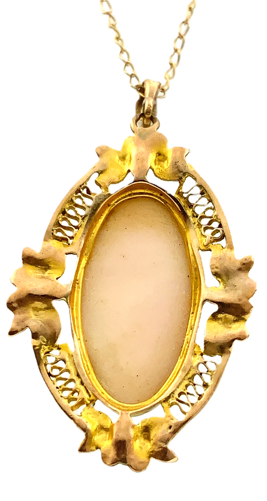 10K Yellow Gold Victorian Hand Carved Shell Cameo Pendant 14K Chain AU210